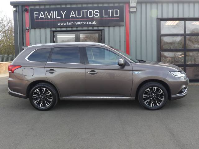 2016 Mitsubishi Outlander 2.0h 12kWh GX5hs CVT 4WD Euro 6 (s/s) 5dr